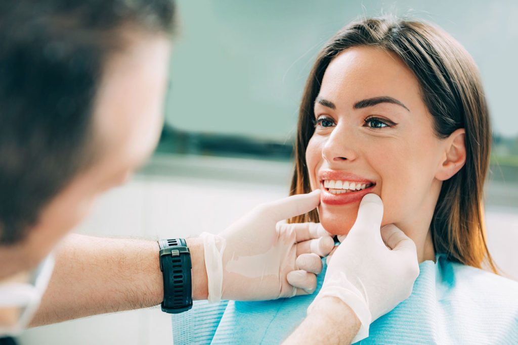 Dental veneers Chêne-Bourg